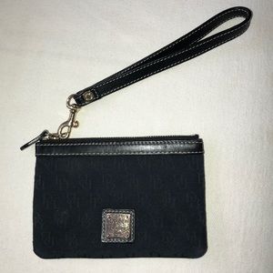 Dooney bourke